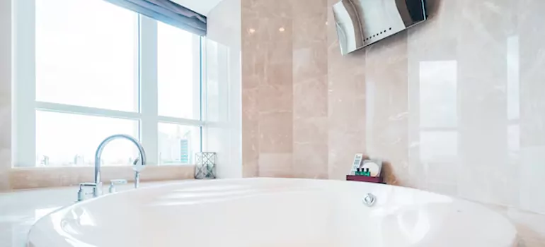 Bathroom Window Coverings in Riviera Beach, FL
