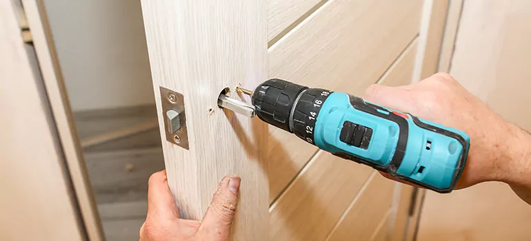 Old Door Knob Repair in Riviera Beach, FL