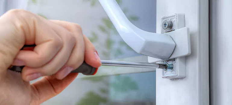 Window Crack Repair in Riviera Beach, FL